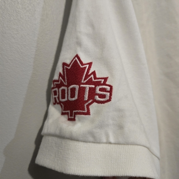 Unisex Limited Edition Roots Polo Shirt with Black Collar and Red Accents - Picture 5 of 7